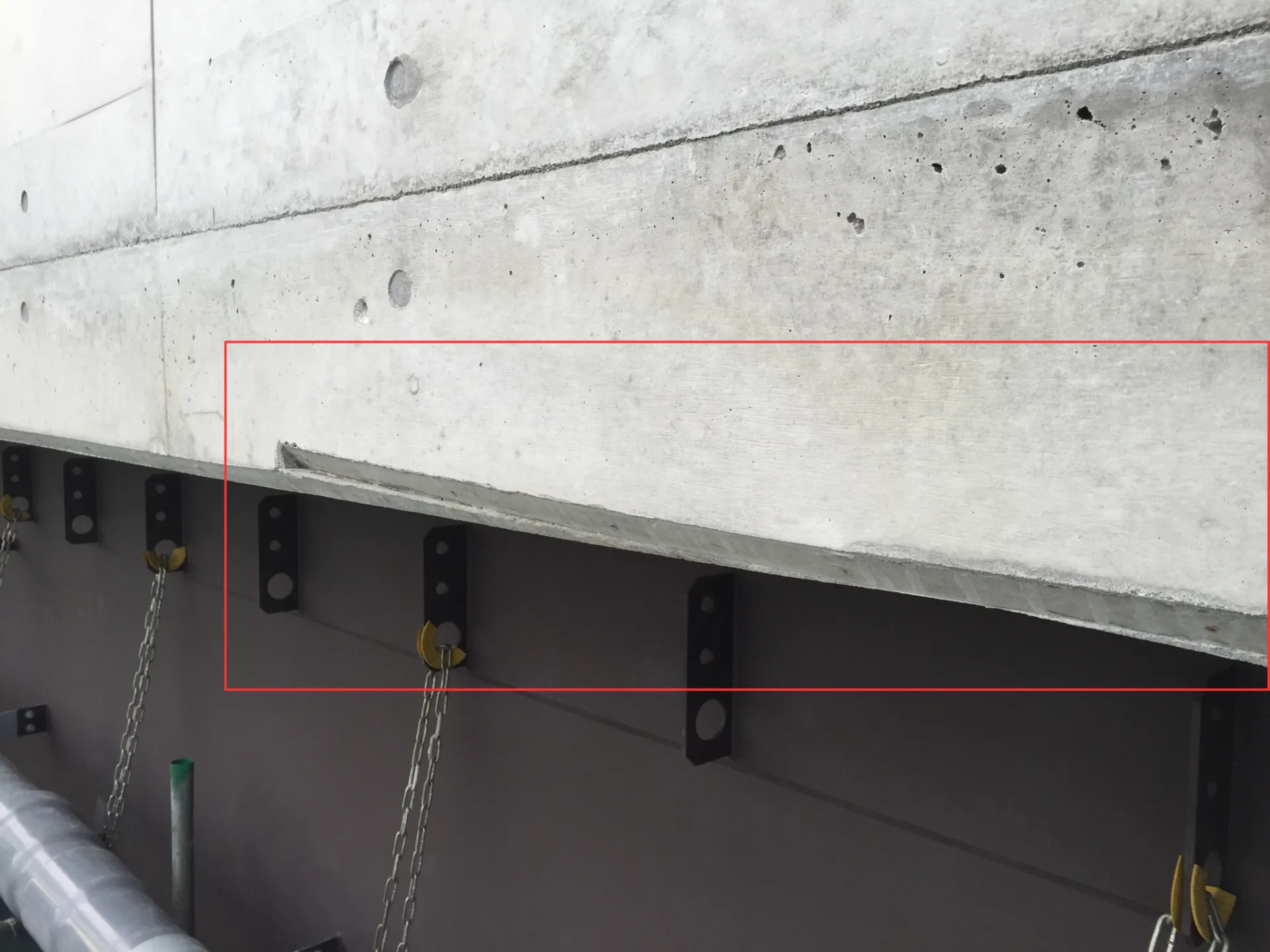 面木型ズレ部分の補修