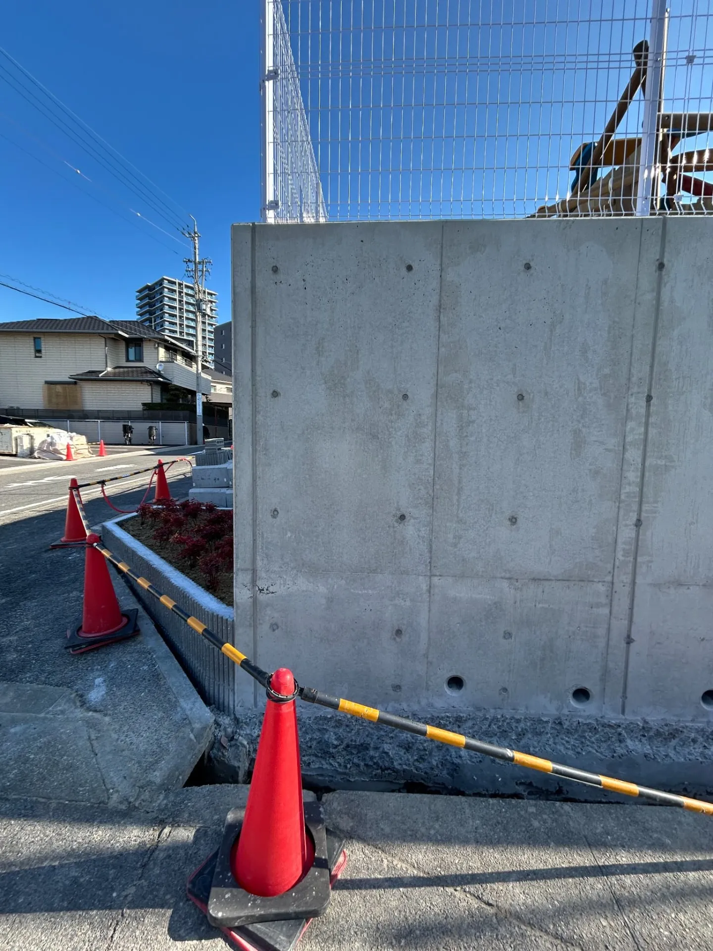 【施工事例】擁壁の補修・美装