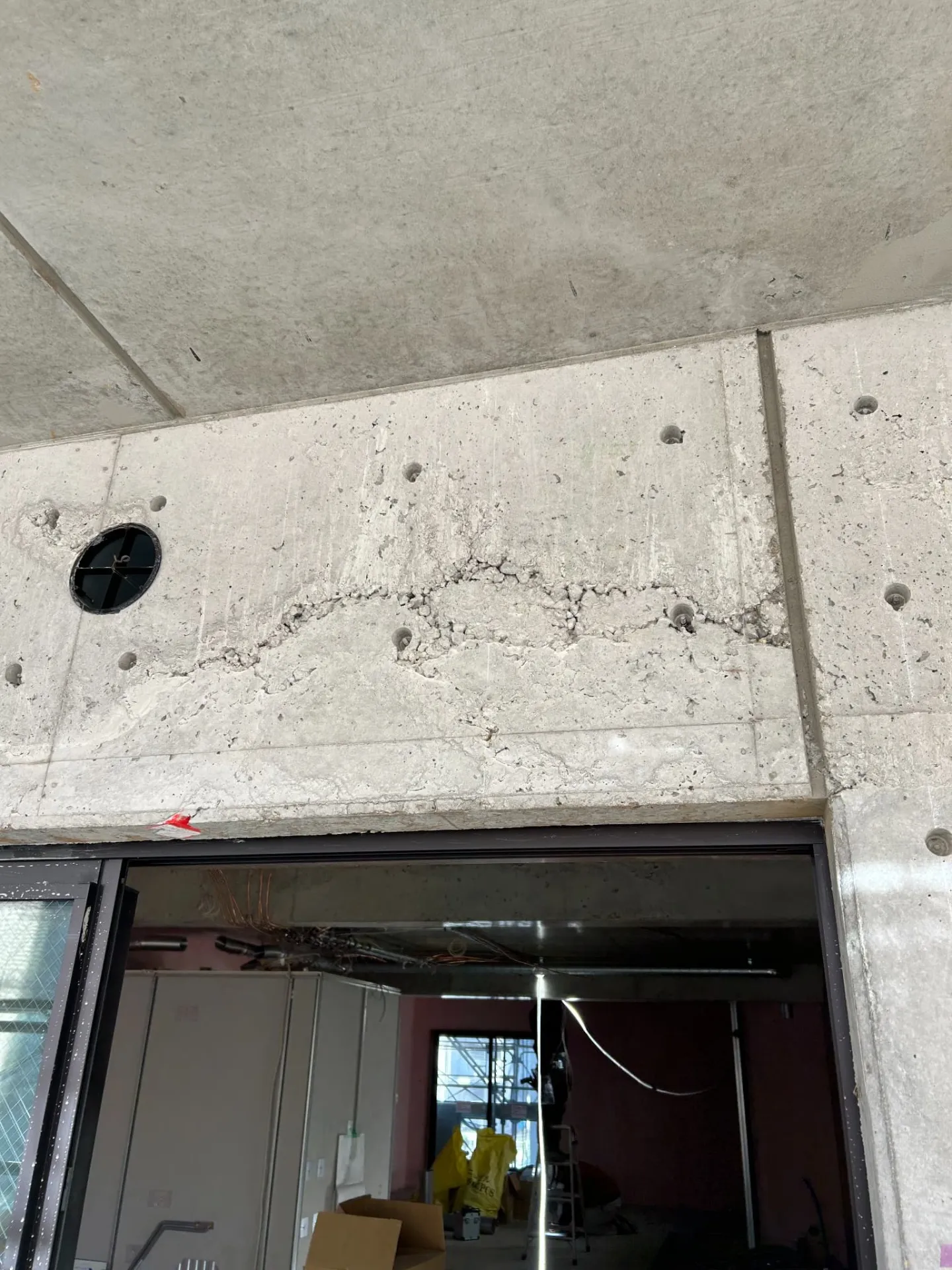 外壁の補修・美装